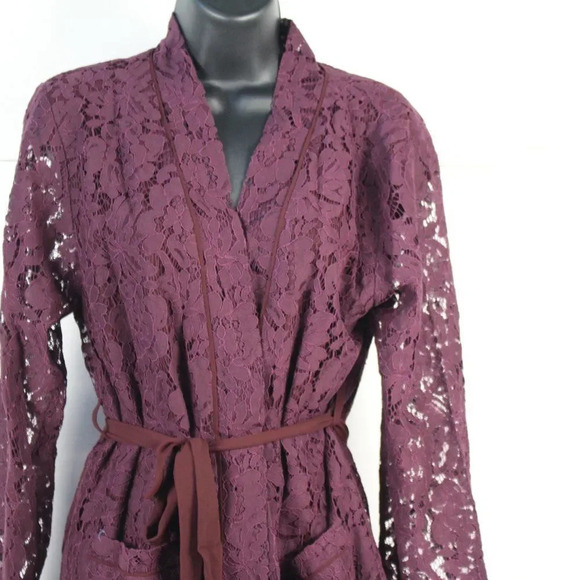 NWT CHASER ROBE - Picture 2 of 12